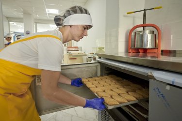 Фото 6 — Грант на розвиток і сімейна підтримка: кейс українського бренду "Тато Може"
