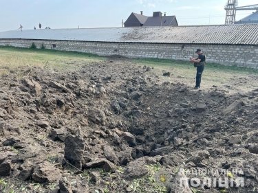 Фото 4 — Россия за сутки обстреляла 13 населенных пунктов Донецкой области. Есть погибшие