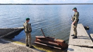 Фото 2 — Пограничники в Одесской области обнаружили подводную лодку контрабандистов (ФОТО, ВИДЕО)
