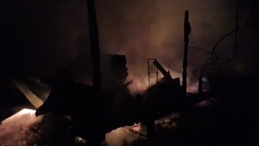 Фото 3 — Российские войска обстреляли два района Киева: под удар попали дома и ТЦ, есть пострадавшие