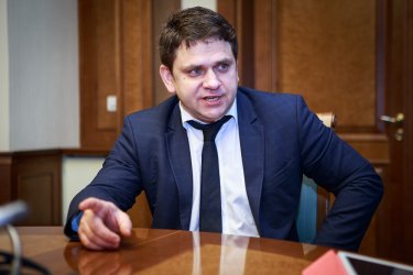 Фото 2 — Малообеспеченным и переселенцам, не прошедшим верификацию, придется вернуть деньги — Андрей Рязанцев, Минфин