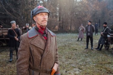 Фото 8 — Ножи наголо: о фильме Тараса Ткаченко "Черный ворон"