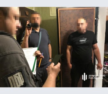 Фото 3 — Суд арестовал имение и авто полковника ГСЧС, торговавшего государственным горючим