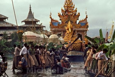 Фото 15 — 15 самых экзотических старинных фестивалей и ритуалов мира (ФОТО)