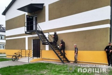 Фото 2 — В учебном центре "Десна" произошел взрыв, погиб военный, трое получили ранения
