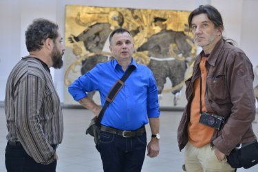 Фото 4 — Выставка "Опір матеріалів": как мягкие украинцы превращаются в железных воинов (ФОТО)