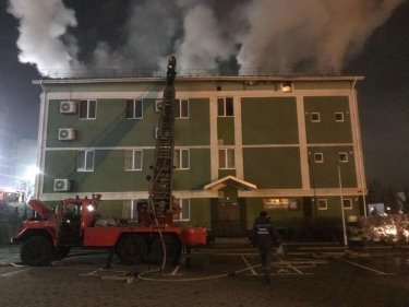 Фото 2 — В Киеве горела церковь Свидетелей Иеговы (ФОТО)