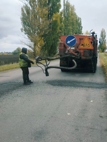 Фото 3 — В Киевской области продолжаются работы по восстановлению дорог государственного значения: что уже сделано