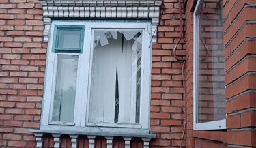 Фото 5 — Над Днепропетровщиной сбили ракету, а Никополь враг обстрелял из "Градов": в ОВА рассказали о последствиях (ФОТО)