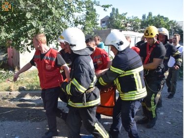 Фото 11 — Число погибших в результате удара по пятиэтажке в Николаеве увеличилось до пяти (ФОТО, ВИДЕО)