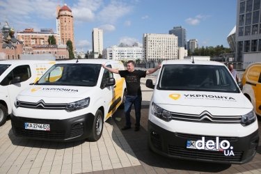 Фото 13 — "Укрпочта" привезет цифровые услуги в села на почтомобилях: как это будет работать