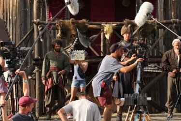 Фото 7 — Шоураннер "Козаки. Абсолютно брехлива історія" о бюджете, смехе и сюрпризах на съемках