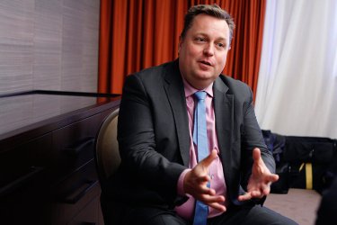 Фото 2 — Facebook будет инвестировать в беспроводной интернет по всему миру — директор по вопросам общественной политики Facebook