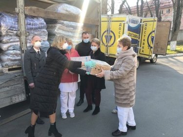 Фото 2 — Корпорации добра: украинский бизнес на войне с вирусом. Победа неизбежна