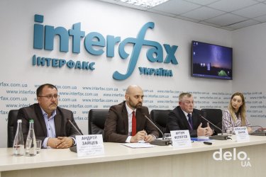Фото 3 — В аэропорту "Борисполь" заработал хостел с капсулами для сна (ФОТО)