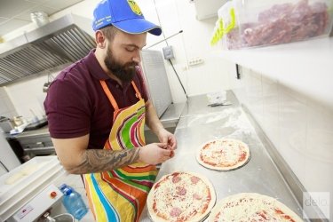 Фото 3 — Помоги себе сам. Главные принципы в бизнесе от создателя "Pizza Veterano"