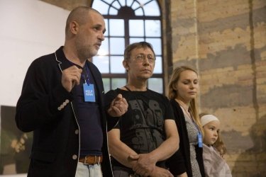 Фото 33 — Ради спасения жены известного фотографа Игоря Гайдая в Мистецьком Арсенале открыта благотворительная выставка