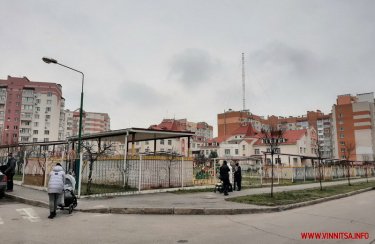 Фото 2 — ЧП в Виннице: на территории детского сада прогремел взрыв (ФОТО)