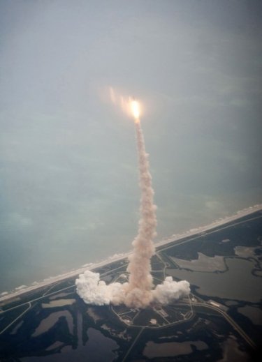 Фото 43 — США уходят из "большого космоса" - «Атлантис» начал последний в 30-летней истории шаттлов полет