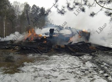 Фото 7 — На Чернігівщині згорів будинок арештованого бізнесмена Мазепи (ФОТО, ВІДЕО)