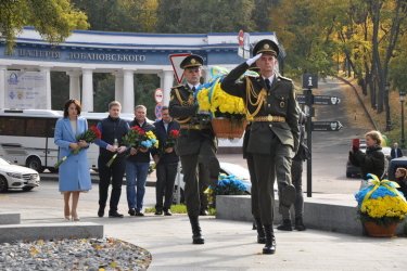 Фото 6 — В Киеве отметили День защитников и защитниц Украины (ФОТО, ВИДЕО)
