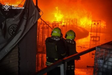 Фото 7 — У "Таврії В" відреагували на знищення складу в Одесі російською ракетою (ФОТО, ВІДЕО)