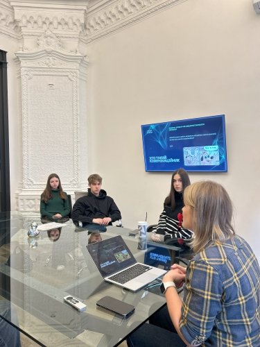 Фото 5 — Там, где создают добро: ученики КМDШ прошли стажировку в Klitschko Foundation