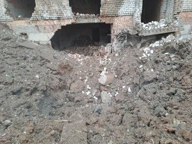 Фото 4 — РФ нанесла авиаудар по Часовому Яру, есть пострадавшие