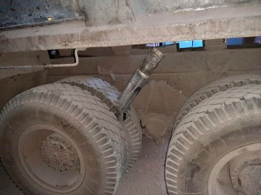 Фото 3 — Оккупанты выпустили по Никополю 120 снарядов из РСЗО, под огонь попали три предприятия