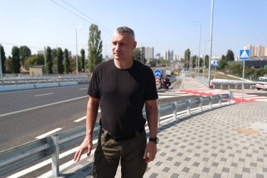 Фото 4 — Зменшить затори: у Києві відкрили з'їзди та рух на двох нових шляхопроводах (ФОТО)
