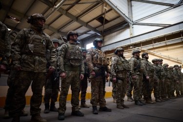 Фото 5 — Зеленський приїхав на передову у Донецьку область та нагородив захисників (ФОТО, ВІДЕО)