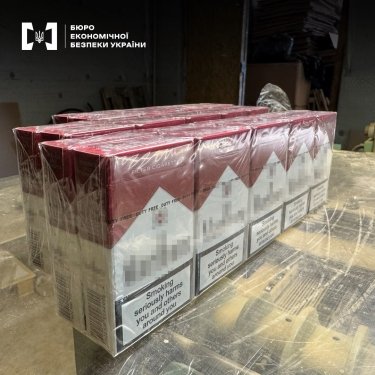 Фото 2 — Цех под прикрытием свинофермы: в Киевской области разоблачили нелегальную табачную "фабрику" (ФОТО, ВИДЕО)