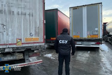 Фото 17 — Масштабная спецоперация: СБУ и ДБР начали обыски по всей вертикали таможни (ФОТО)