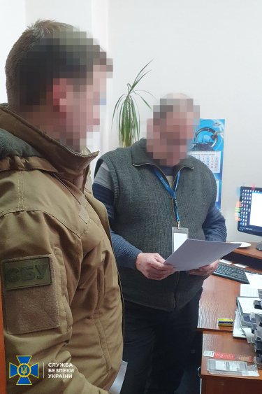 Фото 3 — СБУ затримала співробітника "Укроборонпрому" за підозрою в роботі на військову розвідку РФ (ФОТО, ВІДЕО)