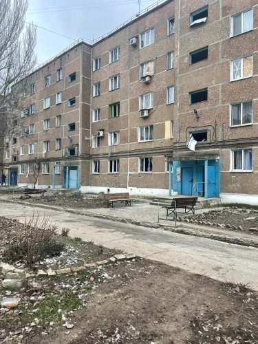 Фото 8 — В результате обстрела Курахово повреждены 12 домов, ранены (ФОТО)