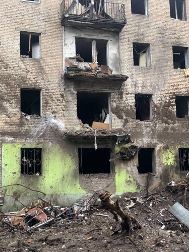 Фото 3 — Славянск подвергся массированному обстрелу. Один человек погиб