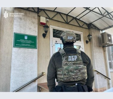 Фото 2 — Чиновники в Одесской области требовали взятки от экспортеров "зернового коридора" - ДБР (ФОТО)