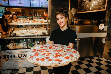 Фото 3 — Плануємо розвивати власну національну доставку — Володимир Гнатюк, Pizza Celentano