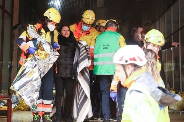 Фото 3 — В Испании столкнулись два поезда: более 150 пострадавших (ФОТО)