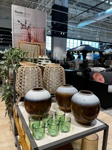 Фото 4 — JYSK открывает восстановленный после ракетного удара магазин в одесском ТРЦ Riviera (ФОТО)