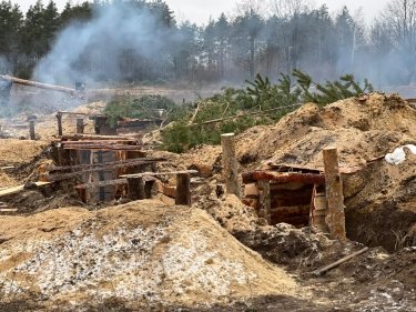 Фото 5 — На півночі України зводять інженерні та фортифікаційні споруди (ФОТО)