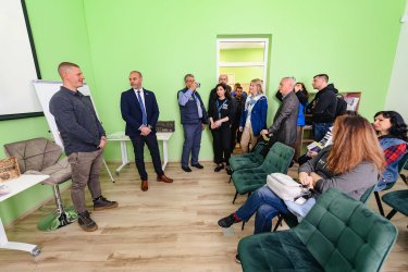 Фото 67 — В переполненном переселенцами Мукачево открыли хаб для их интеграции в общину (ФОТО)