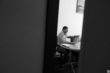 Фото 3 — "Мы занимаемся только бизнесом, поэтому нам проще", — вице-президент ЕВРАЗ Денис Новоженов