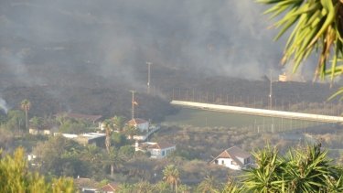 Фото 4 — На Канарах снова сильное землетрясение. Извержение вулкана продолжается (ФОТО, ВИДЕО)