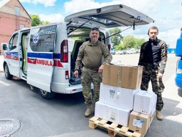 Фото 2 — Не ліками одними: як волонтерить та підтримує українців лідер фармгалузі