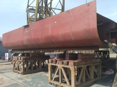 Фото 3 — На Дунае строят крупнейшую баржу в истории Украины (ФОТО, ВИДЕО)