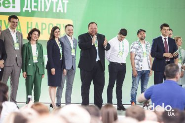 Фото 3 — Как Зеленский с Разумковым представляли своих кандидатов в народные депутаты (ФОТО)