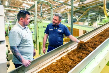 Фото 3 — Ценности лидера: как «Империал Тобако» справилась с вызовами войны и помогла конкурентам