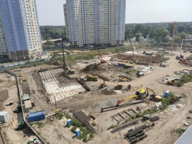 Фото 3 — Ни одного бордюра: в Киеве показали, как строят ЖК с безбарьерным двором и без автомобилей