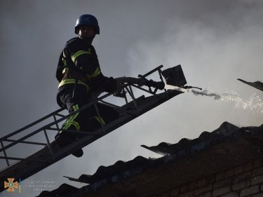 Фото 10 — Российские войска в ходе обстрела Николаева разрушили до основания дом культуры (ВИДЕО)